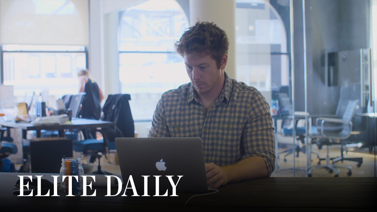How Your 9-to-5 Desk Job Is Affecting Your Health [Body & Mind]
