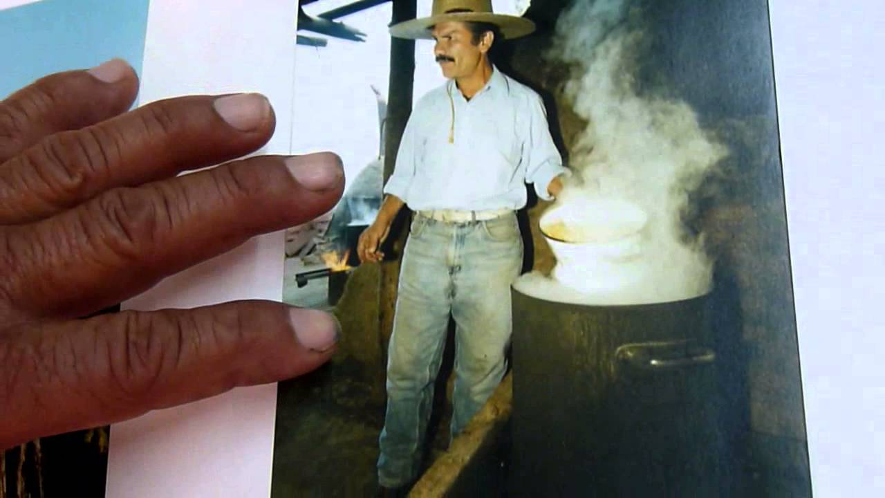 Preparación del motemei Mote de maiz. Carlos Martínez