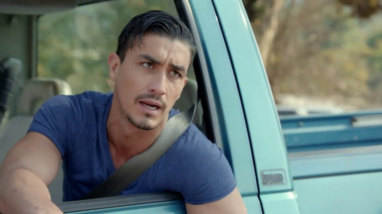 Historia de Vanessa y Paulino 28 (Lino ignorando a Vane)