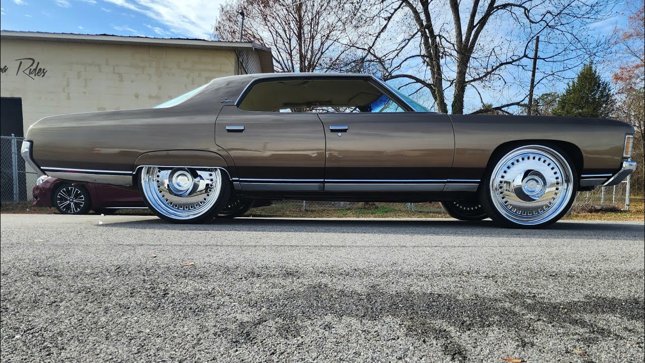 |FOR SALE| 1971 Chevrolet Impala, Fresh Paint, 26