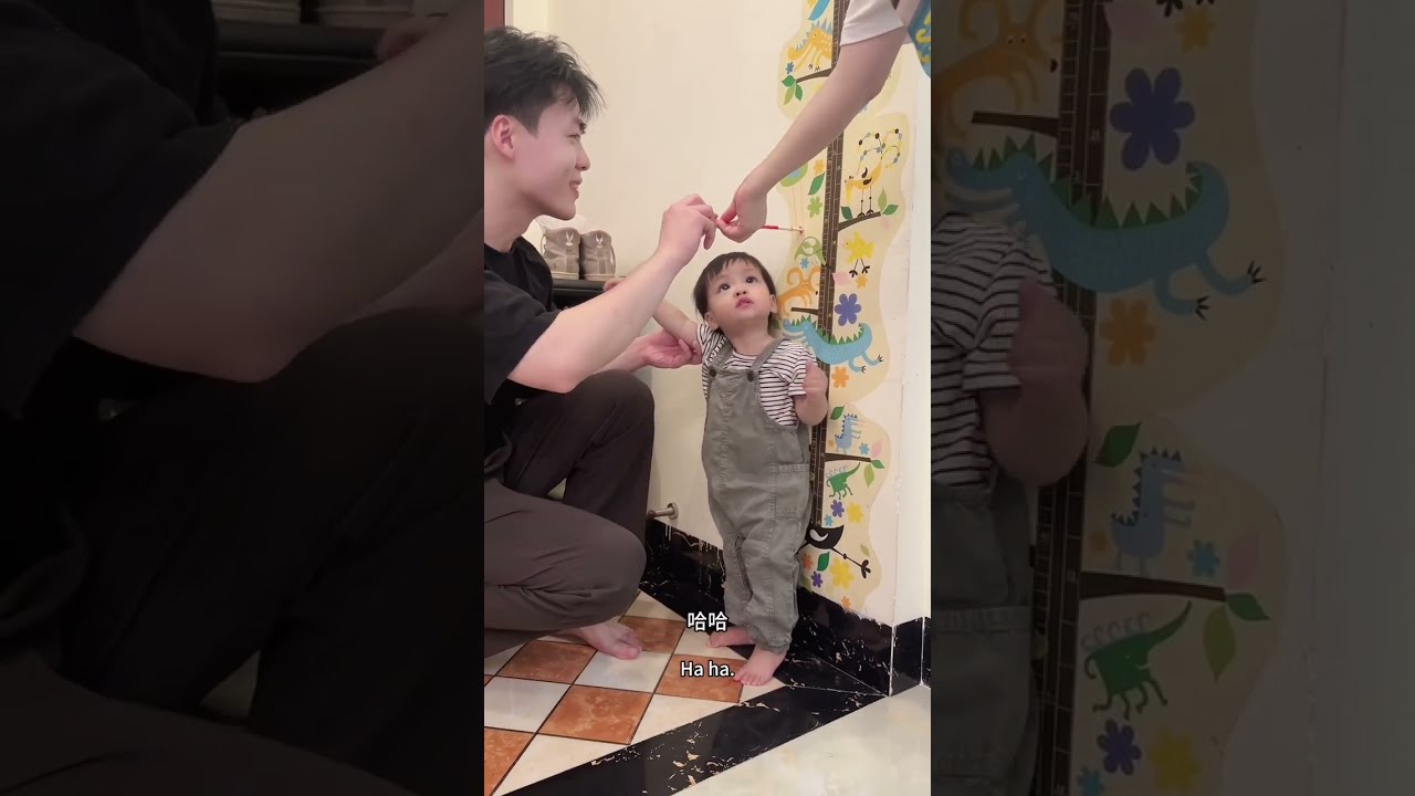 潘爸乐爷vlog：乐爷的小希表舅才五年级？周日家庭日！乐爷会走路的第二天就“汇报演出”！baby leye & pan #baby #dadlife #familygoals #babyboy