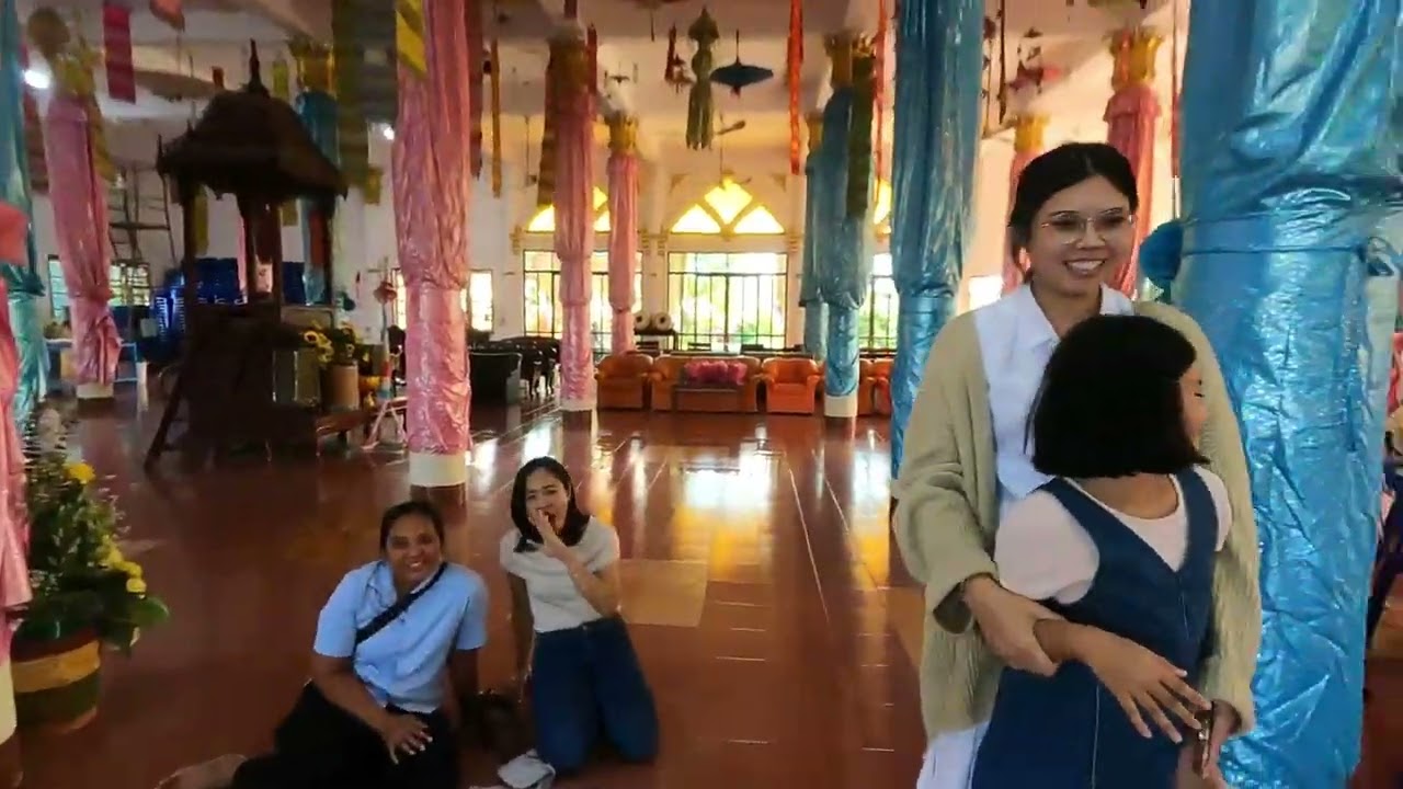 A Thai Buddhist Birthday Celebration | Family, Merit & Blessings