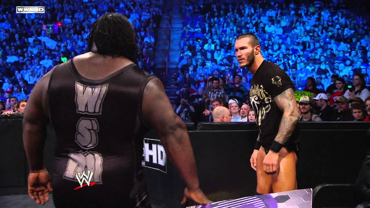 SmackDown: матч претендентов на первое место по версии Triple Threat