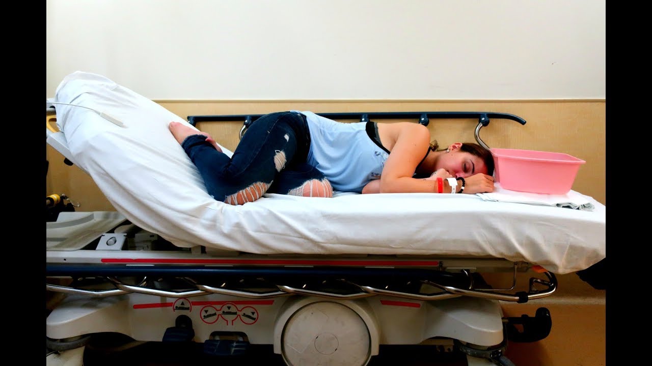 LIVING WITH ULCERATIVE COLITIS; COLITIS SCOPE: A COLITIS FLARE IN PENN STATION (*not click bait)