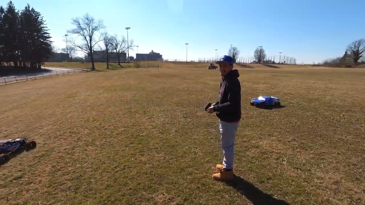 Vekta 5 kraken vs MCD W5 both brushless