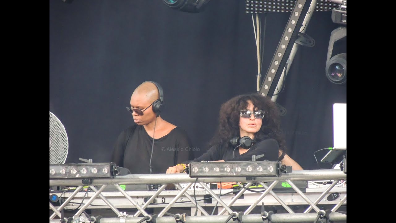 NICOLE MOUDABER b2b SKIN @ Kappa FuturFestival 2016