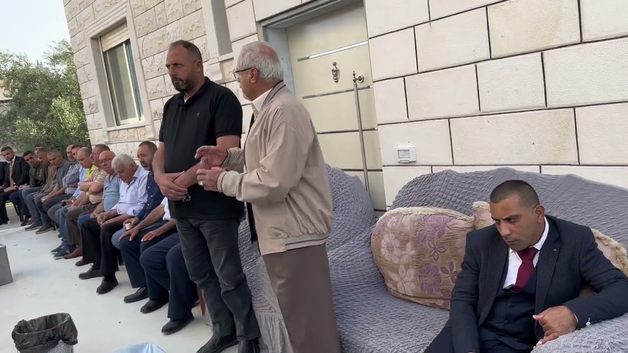 خطبة العريس احمد سعيد غالب الاحمد    #iphone14promax