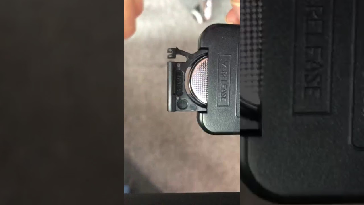 How to Replace the Battery for Remote Control