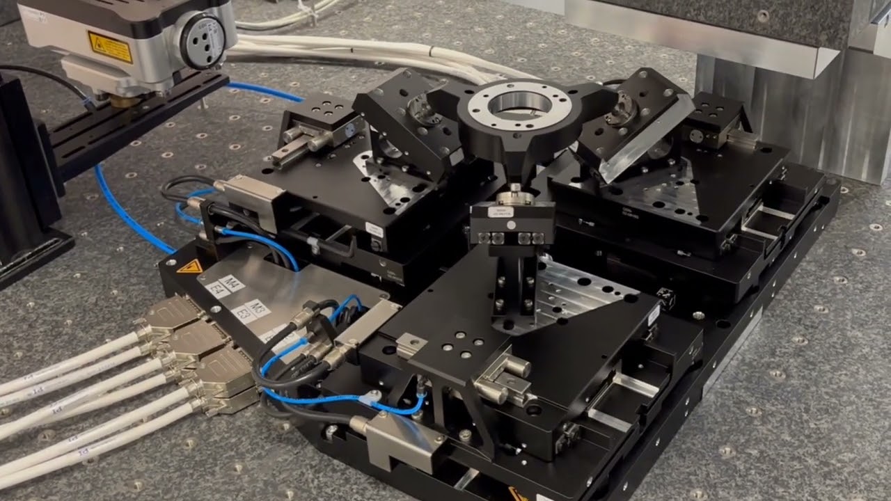 SpaceFAB: Hexapod-Like, High-Dynamics 6-Axis Nano-Positioning System