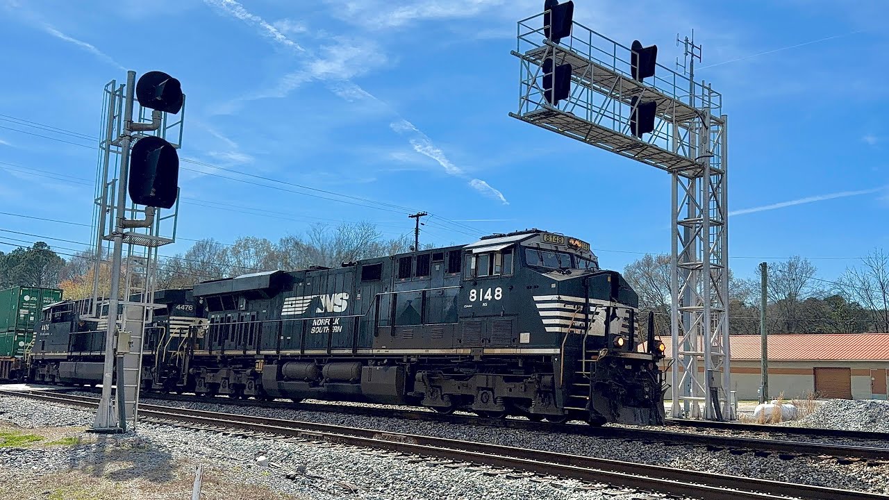 Norfolk Southern double stack intermodal train heads northbound through Cohutta, GA
