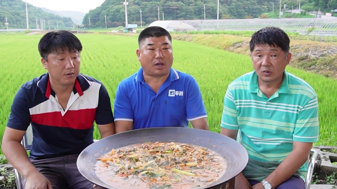 엄니표 시래기, 아들 셋의 도랑 소탕작전으로 만들어진 민물매운탕[spicy fish stew with dried radish leaves]