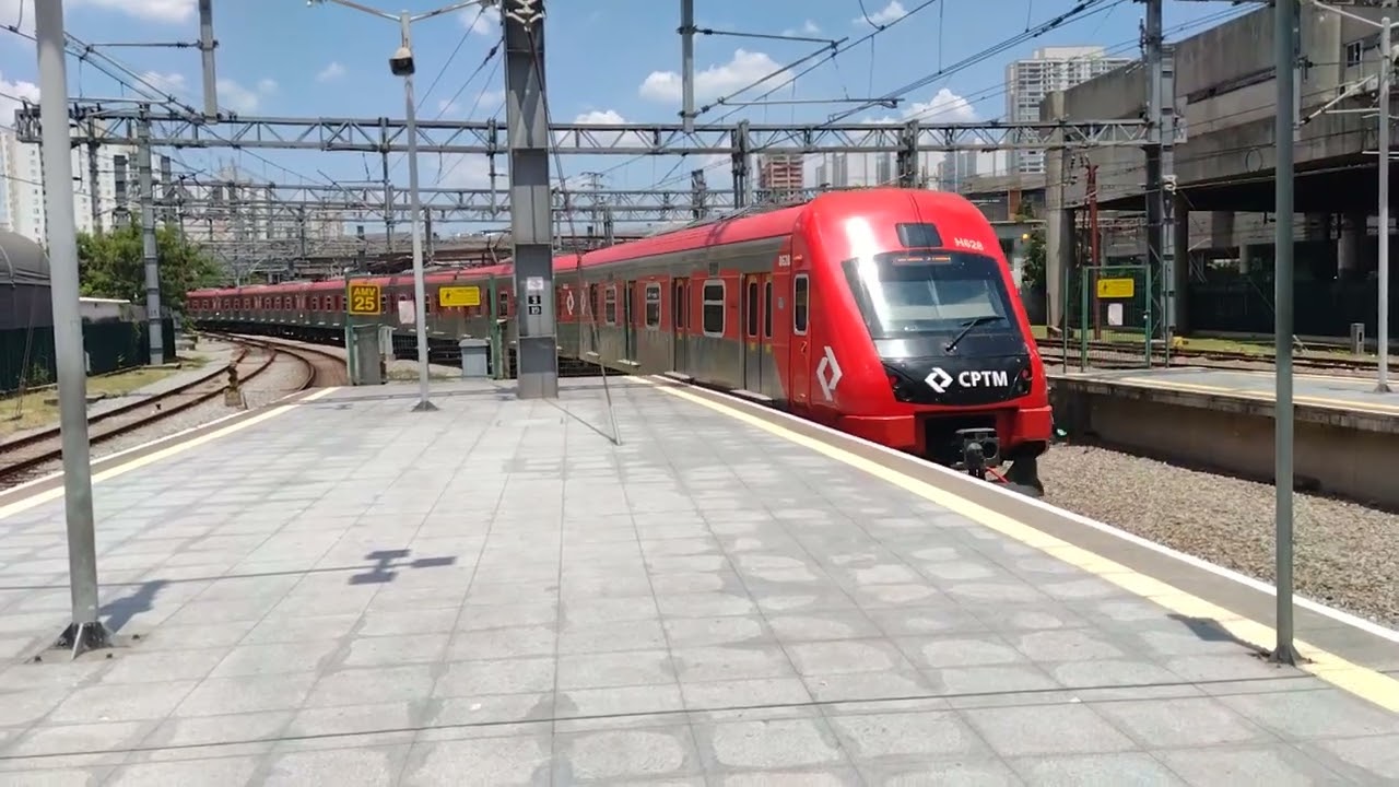 H628 partindo da estação Brás 