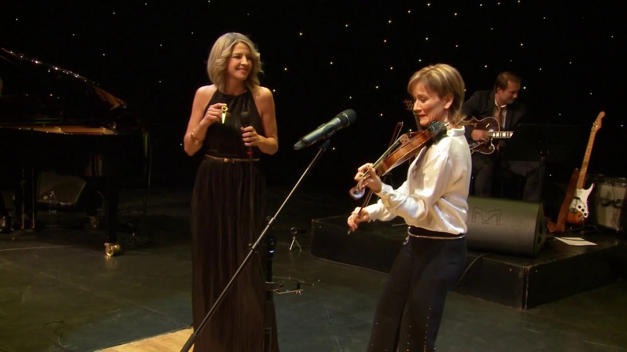 KATICA ILLÉNYI & MYRTILL MICHELLER  - Bring Me Sunshine
