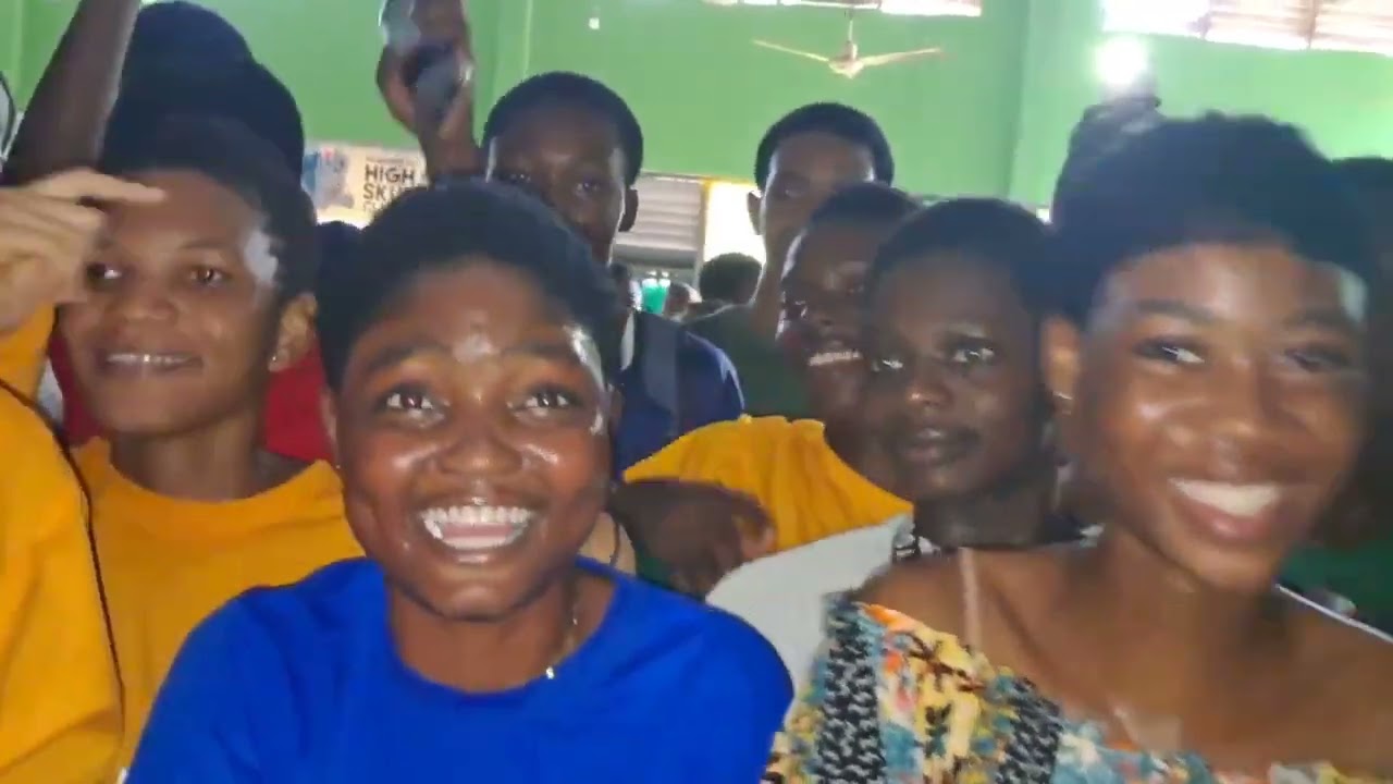 Kelvinboy performs@Ada shs