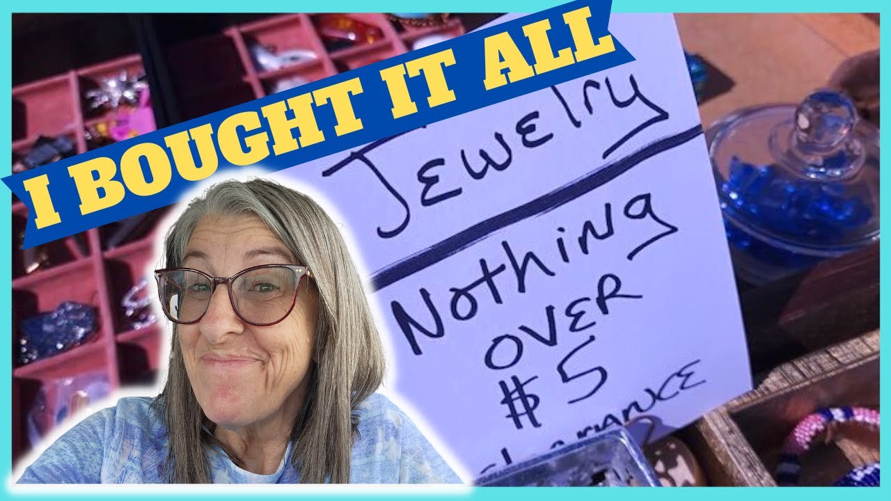 I BOUGHT IT ALL! I'll Make Over $1000!  Thrift With Me at a Flea Market