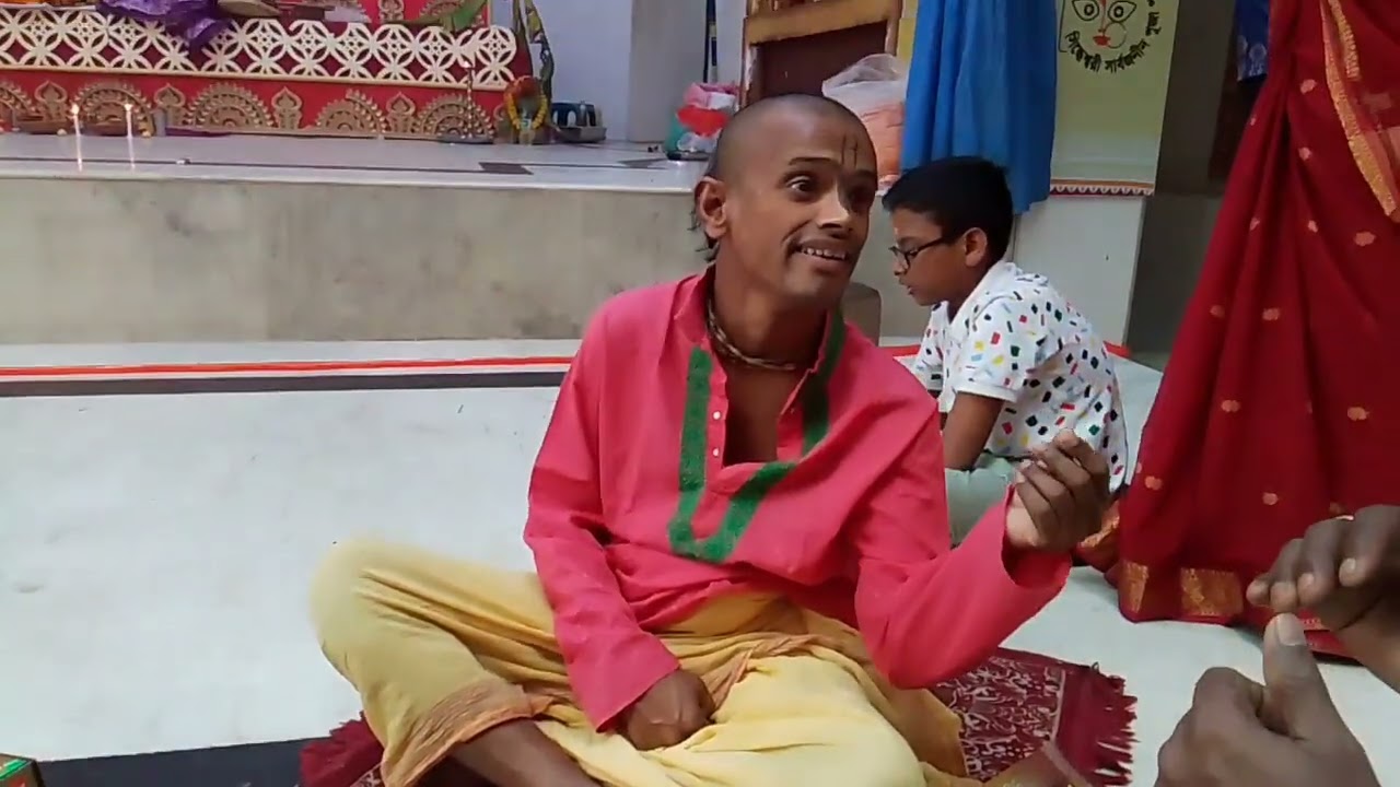 সিদ্ধেশ্বরী মন্দিরে অসাধারণ কীর্তন ও ভোগ আরতী