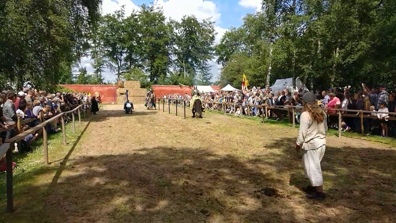 Middelalder dage ved Vorgaard Slot 2017 ridder og lanse kamp