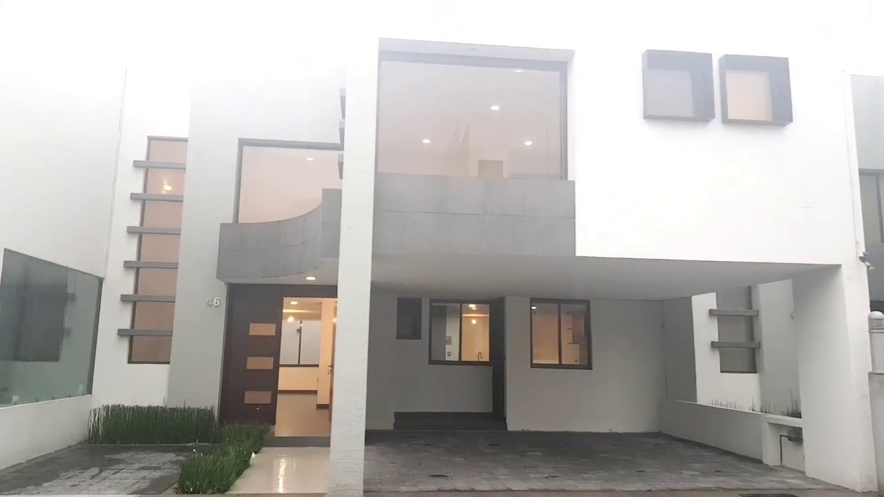 Casa dentro de Residencial en Metepec.