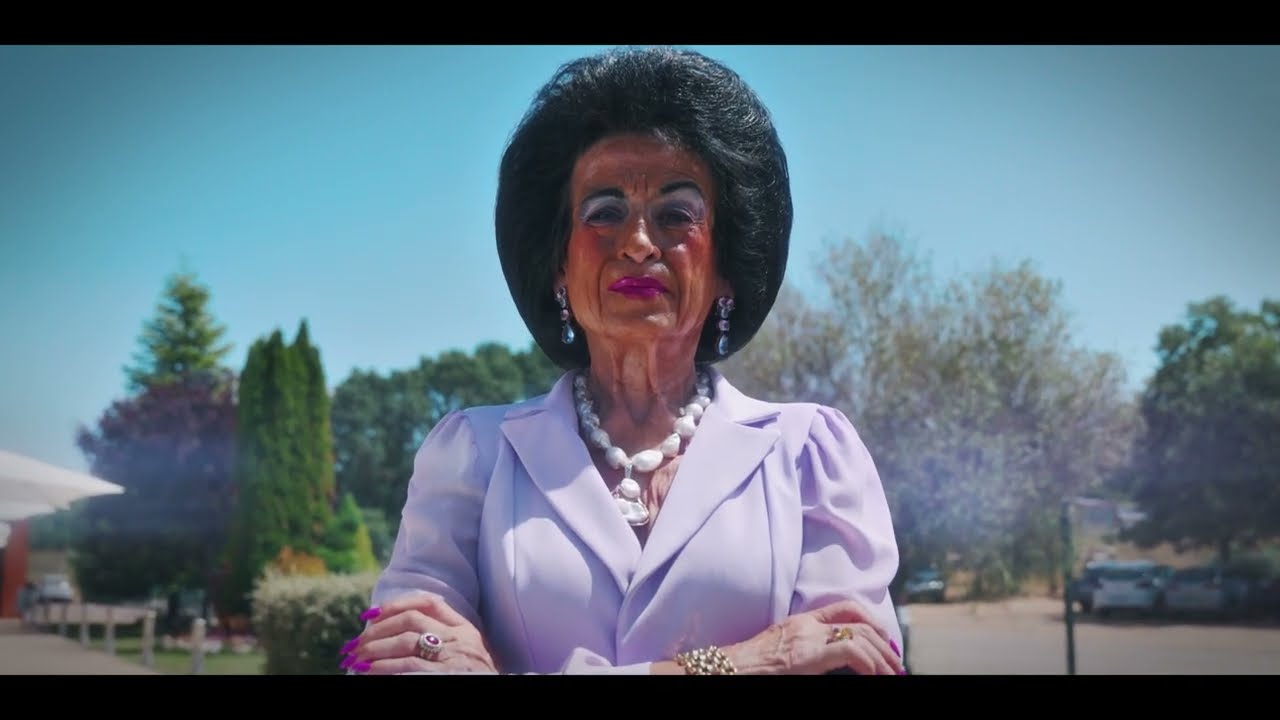 Medalla a la Dedicación Empresarial 2025 - María R. Matellanes González