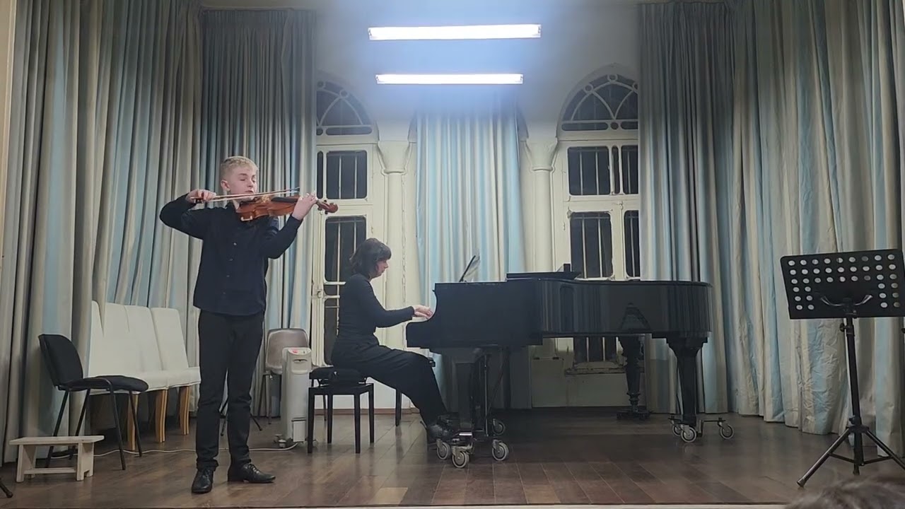 P.Sarasate, Introduction & Tarantella by Tamir Konoplianikov