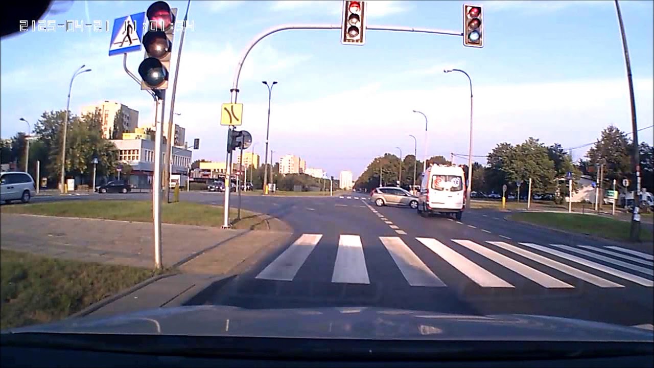 Wypadek karetki Warszawa 19.08.2018