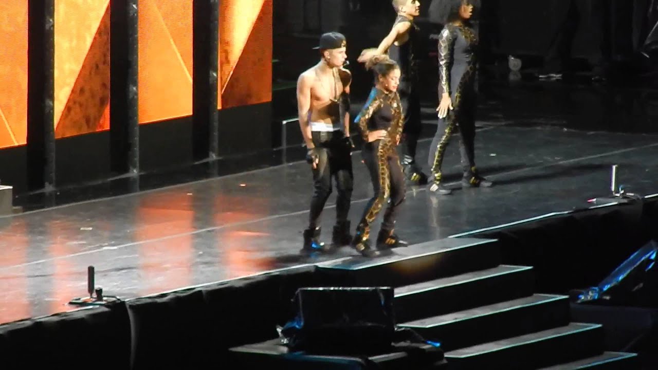 JUSTIN BIEBER - AS LONG AS YOU LOVE ME / 19 DE NOV 2013 / FORO SOL / MEXICO DF