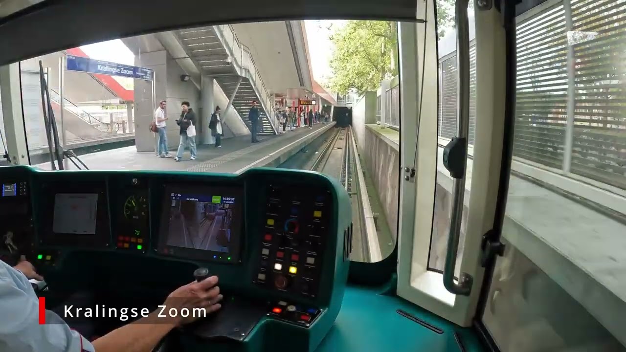 Cabride Metro Rotterdam| Line C: De Terp to De Akkers| Single track at Pernis station