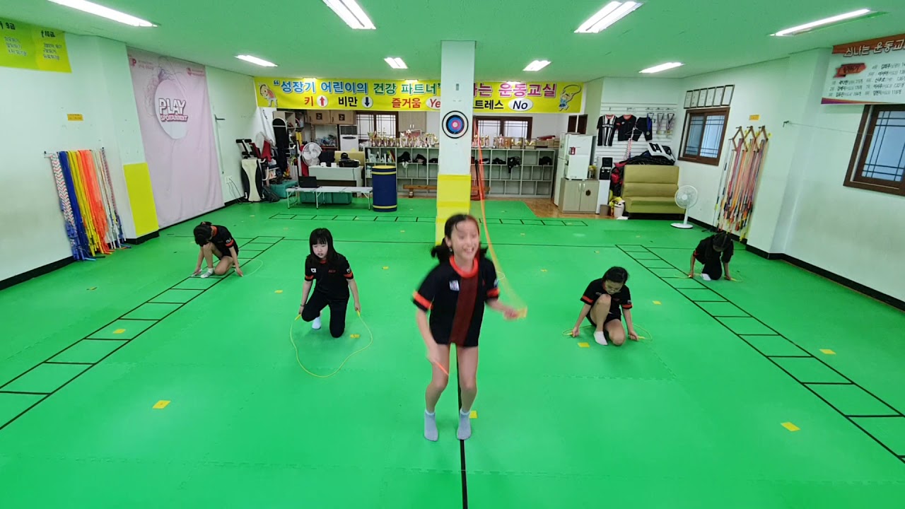 그대에게 음악줄넘기 - 신나는 운동교실 음악줄넘기 시범단