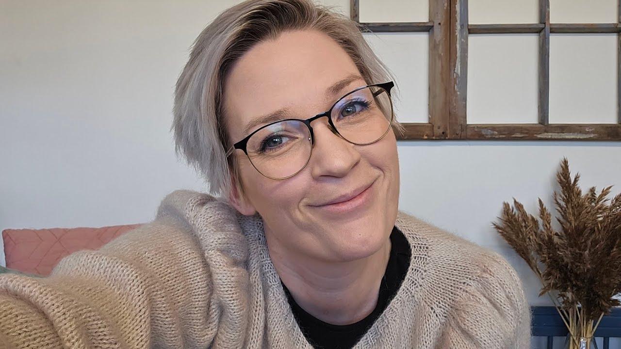 Episode 2: Julestrikk, hoste og litt hobbysøm😊