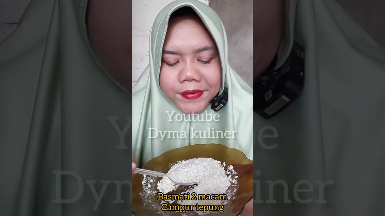 DYMA KULINER 💕ASMR RAW RICE EATING💕 Makan Beras Mentah #mukbang #shorts @Dymareal @dymaaaaa