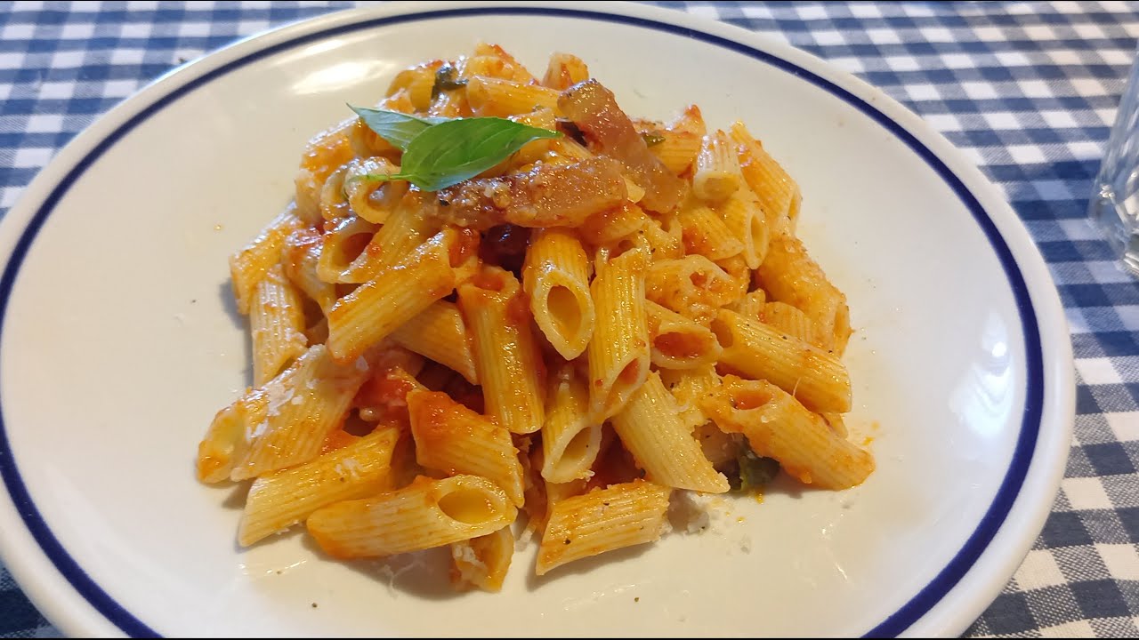 Pasta al sugo di Sangiovanni e guanciale (videoricetta n° 1113)