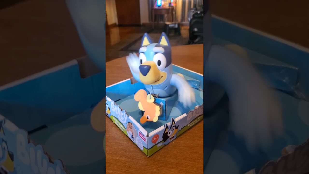 AMAZING! ASMR! SWIMMING BLUEY! #amazing #asmr #cute #toys #shorts #viral #trending #bluey