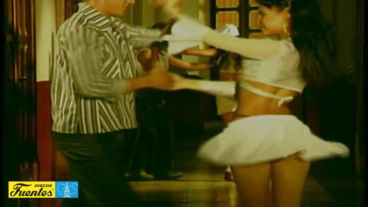 Amaneciendo - Adolfo Echeverría (Video Oficial) | Discos Fuentes