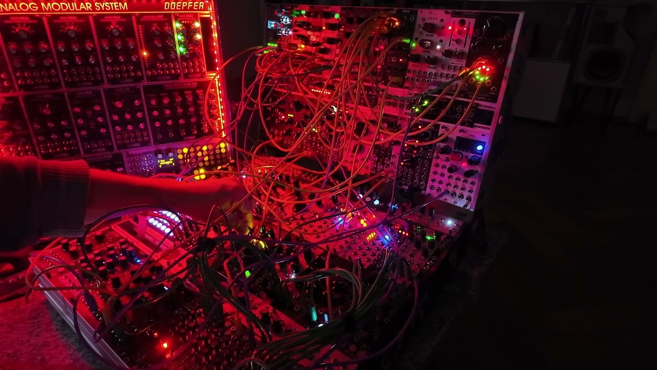 JAMUARY SESSION 28 - DIS/UNITY #jamuary #industrial #noise #sounddesign #soundscape #synth 