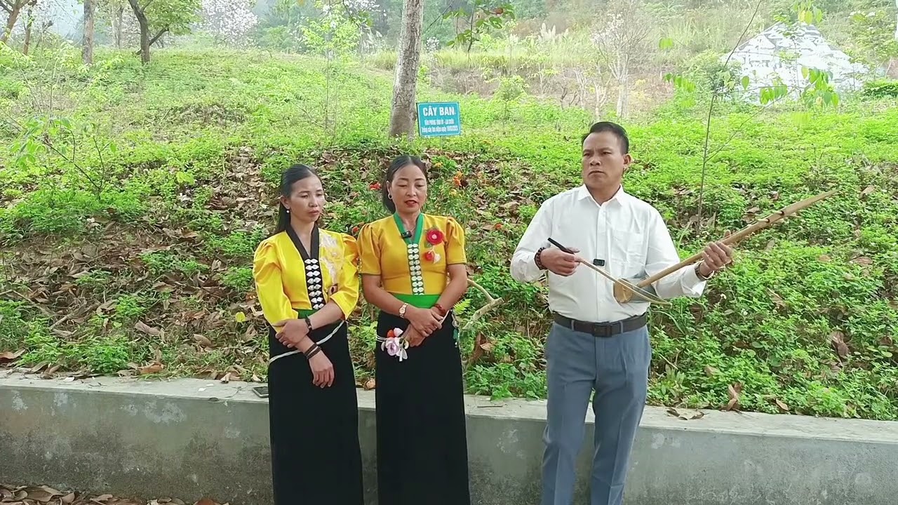Hát thái Tân Uyên pi nọng tỏn phăng nơ ổng hộ kênh e nơ 