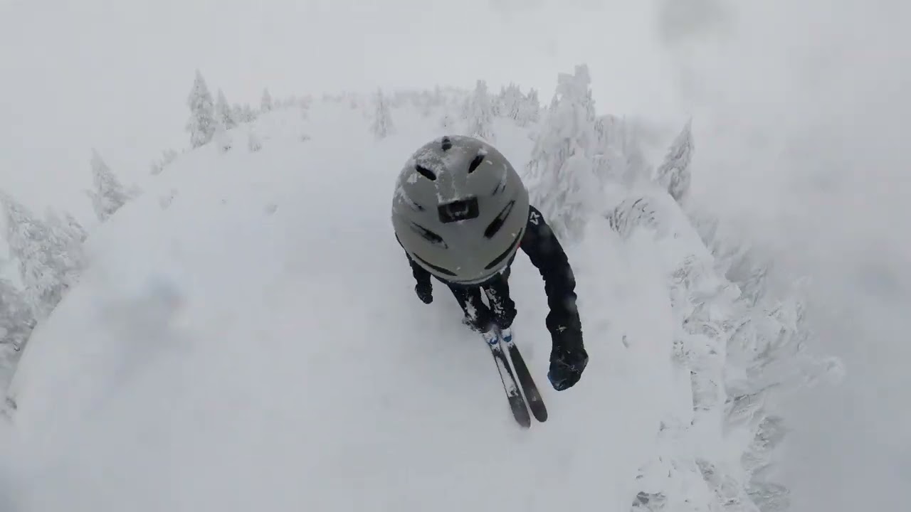 Freeride skiing in Bardonecchia Parte 2 - Powder day in Melezet + Paragliding in Jafferau