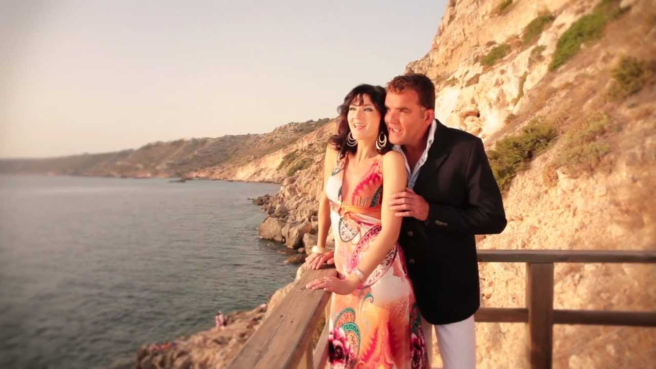 Sylvia Martens & Oliver Lukas - Wohin wir auch gehen (Wherever We Go)