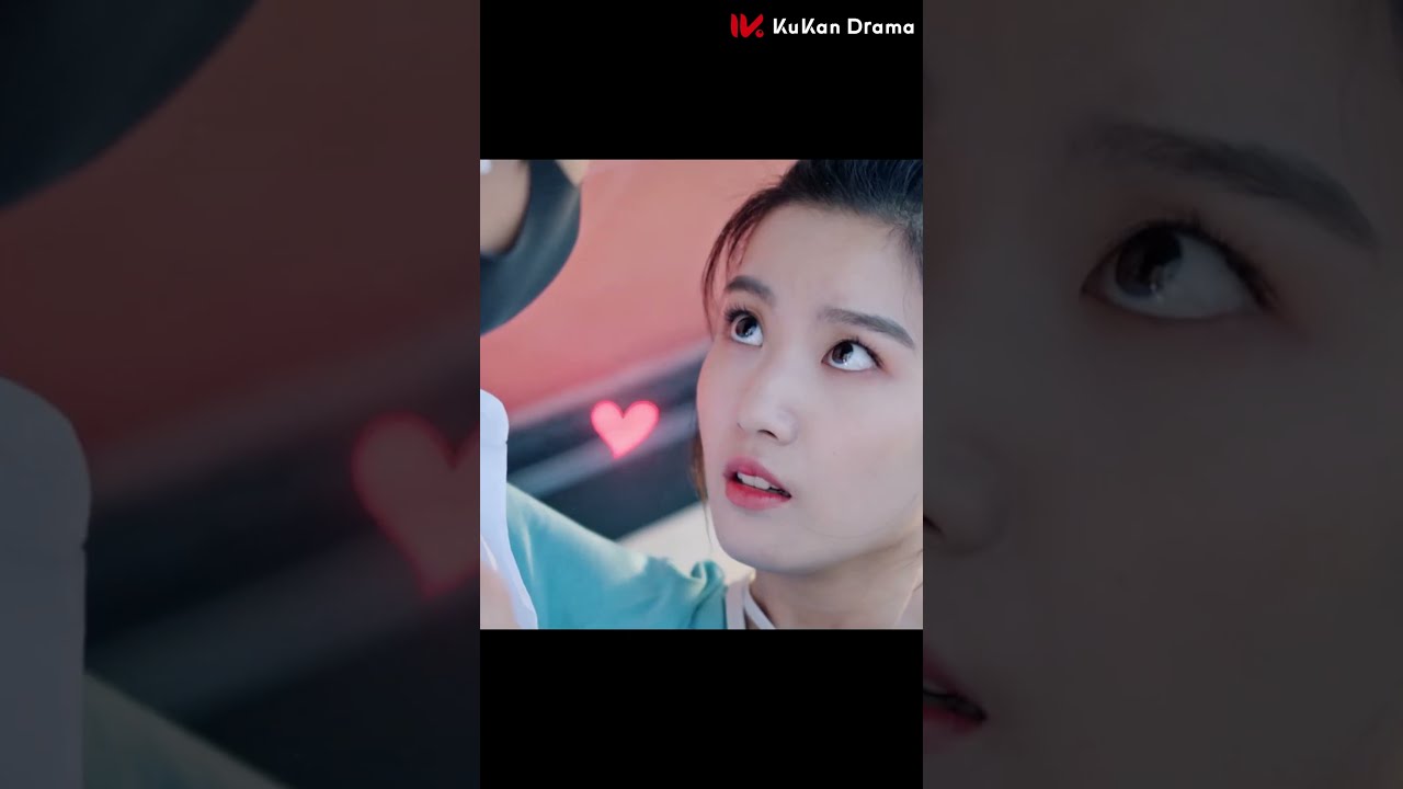 She fell into the arms of crush, heart almost jumped out of her chest #盧昱曉#中國電視劇#shorts