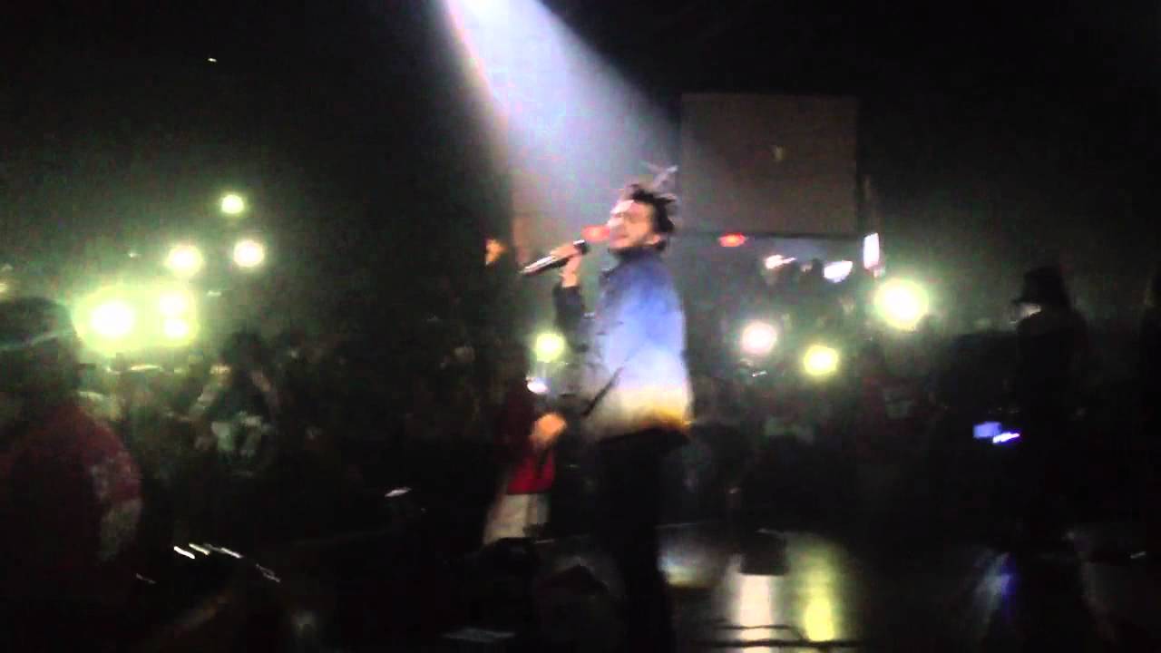 THE WEEKND OUTSIDE (ENCORE)
