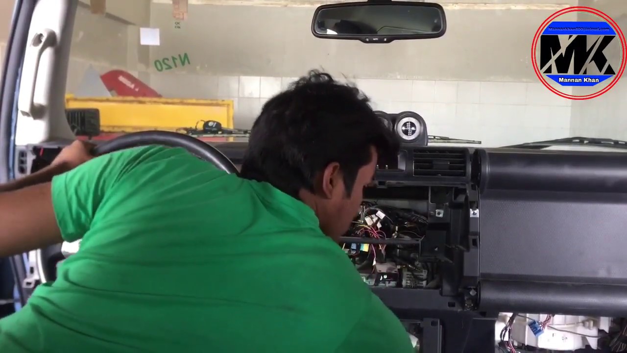 Toyota FJ  CRUISER open dashboard part 2