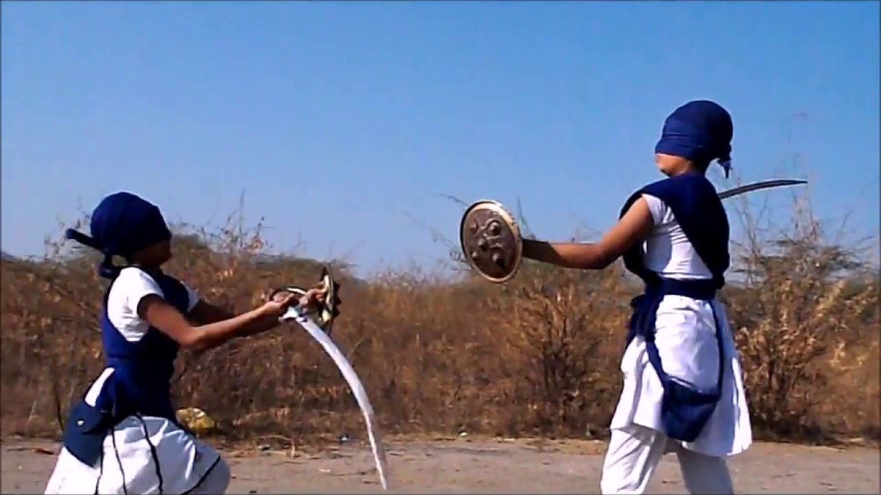 ONLINE GATKA TUTORIALS (7) - Blind-Folded Girls Doing Dhaal Kirpan HD