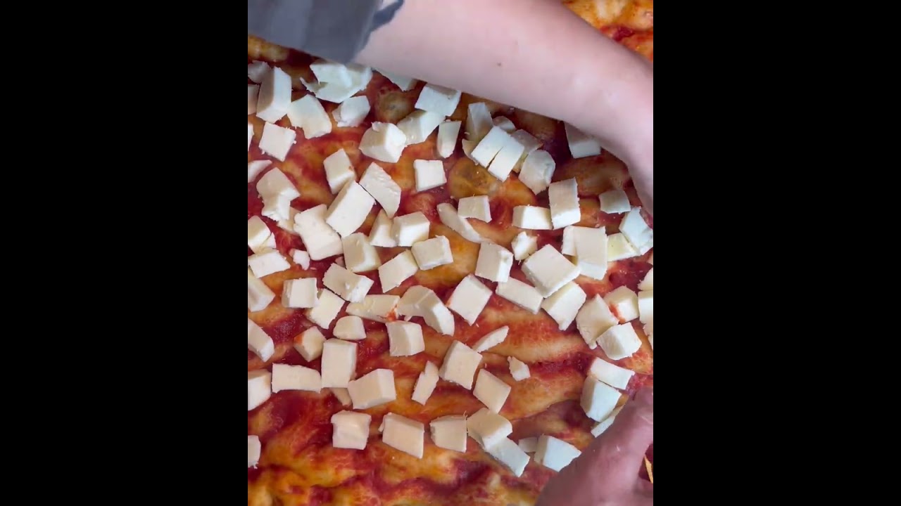 Impasto per pizza semplice con lievito di birra