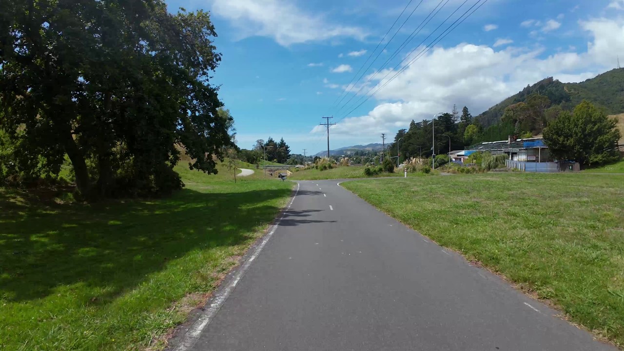 Ride : down the Railway Reserve Beatsons Rd To Trafalgar St Part TWO of Annesbrook to Trafalgar 4K