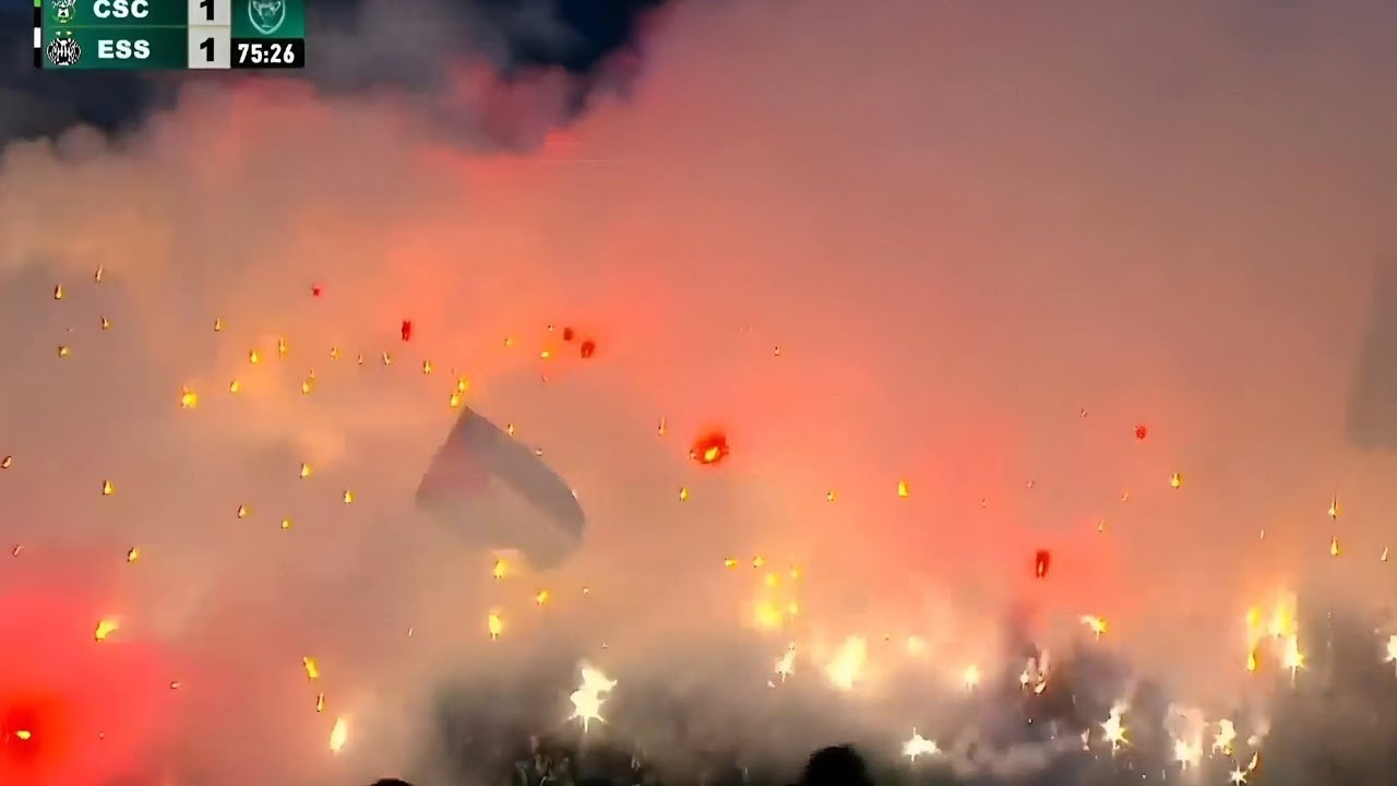 🔵🎥أنصار النادي الرياضي القسنطيني بقيادة ڨرين أرمي يلهبون🔥💚🖤 المدرجات معركة واحدة ، الحرية للآلتراس