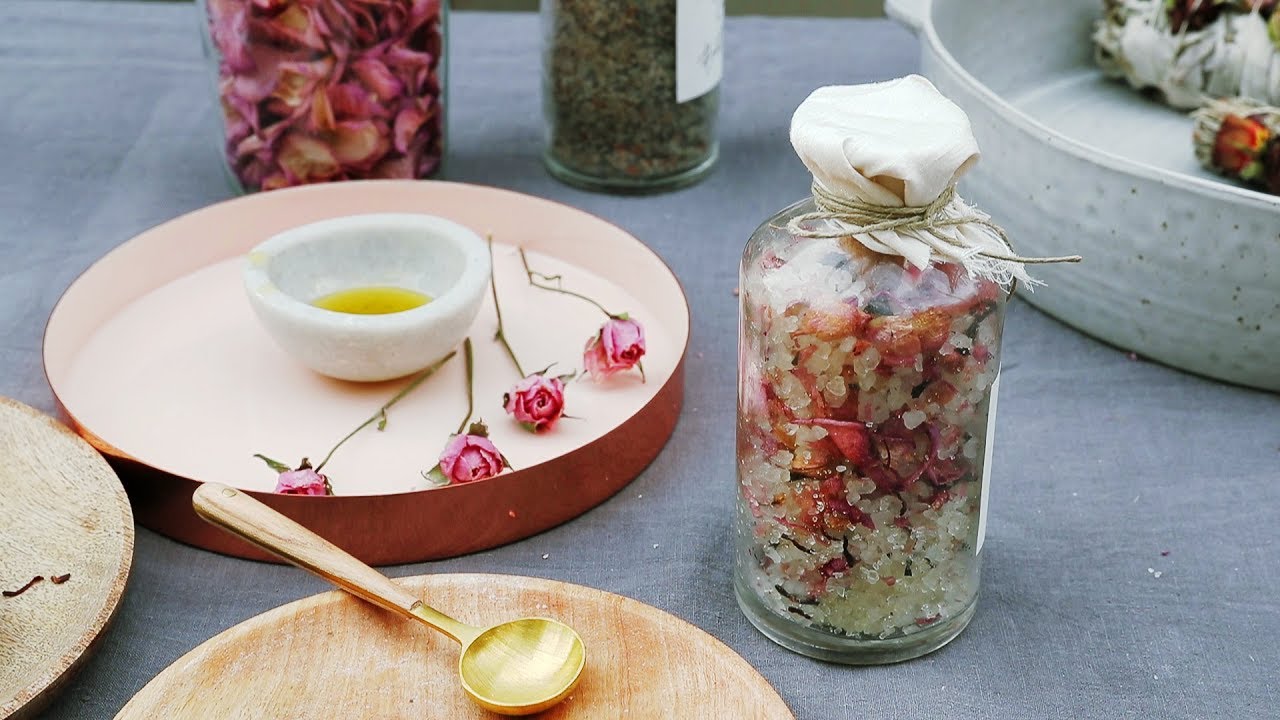 How to Make Dried Floral Bath Salts | Sunset