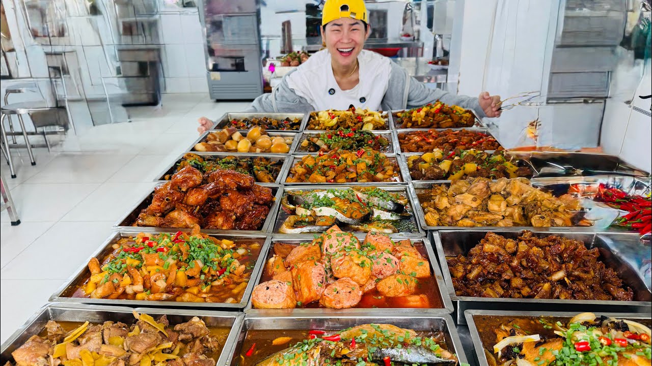MÀN CẬN CHIẾN CỰC ĐỈNH THAU CƠM KHỔNG LỒ VỚI HƠN 40 MÓN ĂN KHIẾN NGA SUMO CHAO ĐẢO
