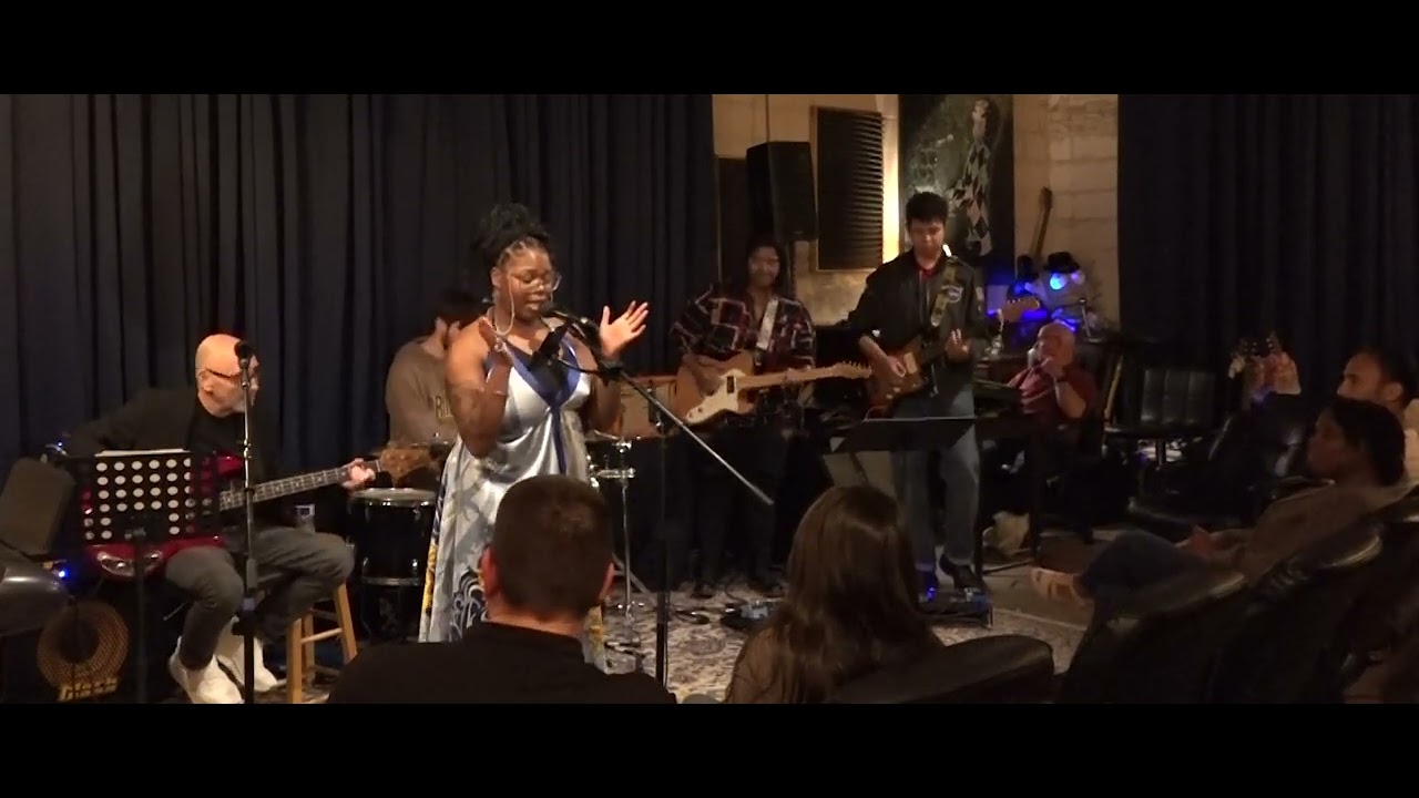 F6 Art Lounge Echoes on West Main @F6ArtLounge | KIAH vocals | The Thrill is Gone