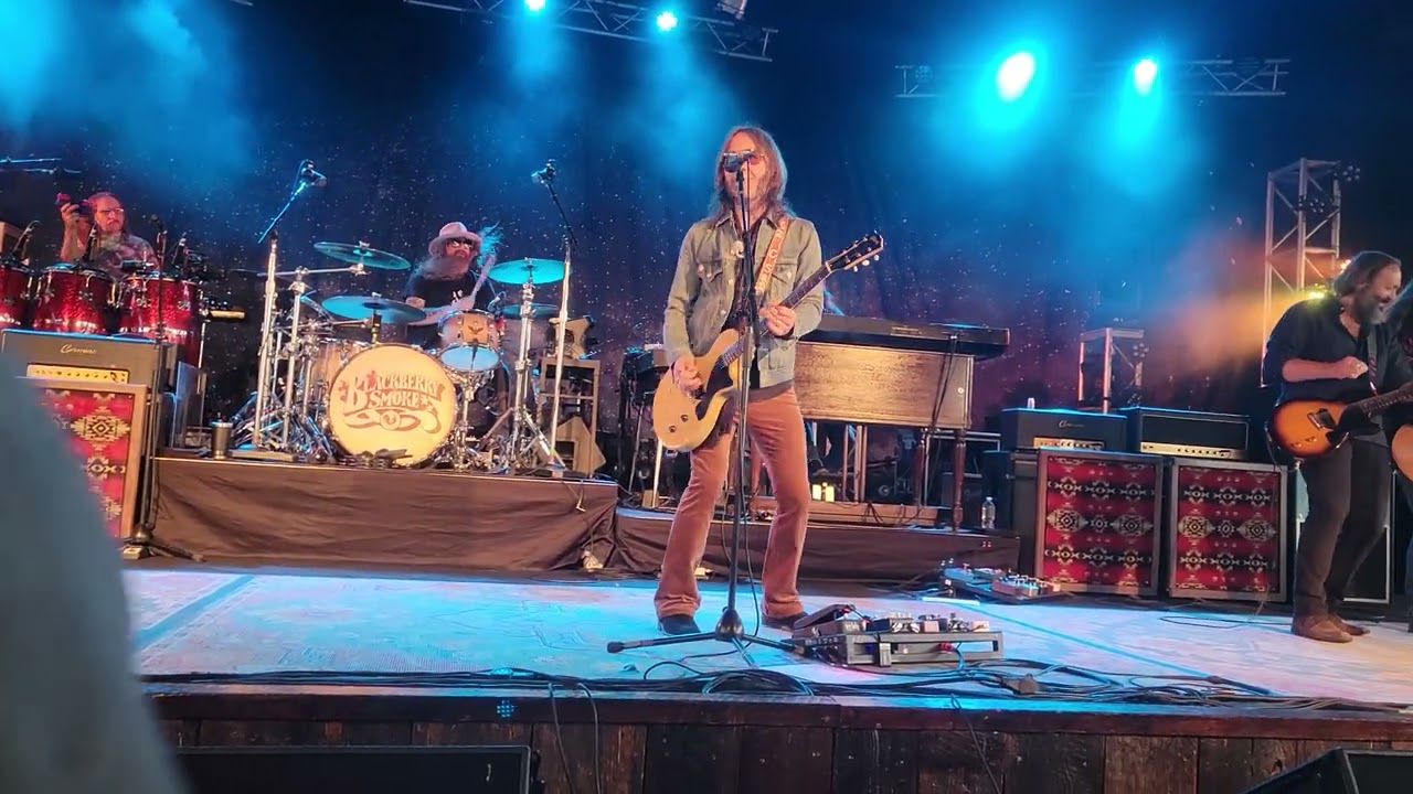 Blackberry Smoke-Live it Down