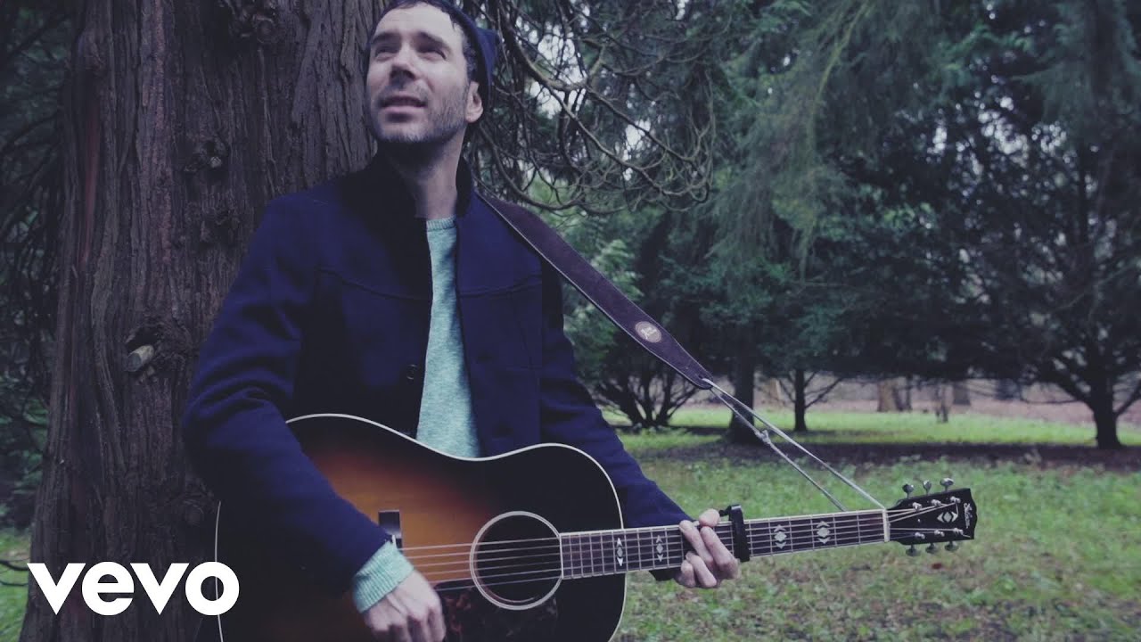 Bade - Little Things (Official Video)