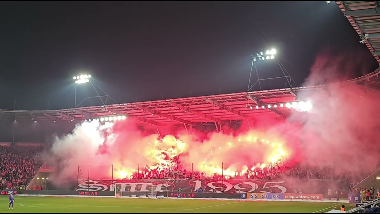 Oprawy i piro na meczu #Widzew Korona 23.11.2025 